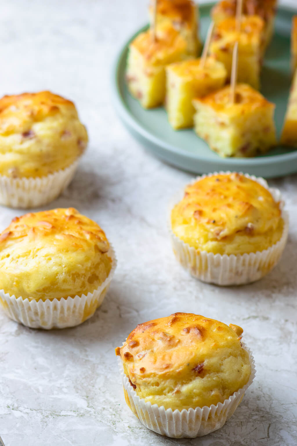 Alle lieben diese Käse Schinken Muffins - als Snack oder auf dem Buffet