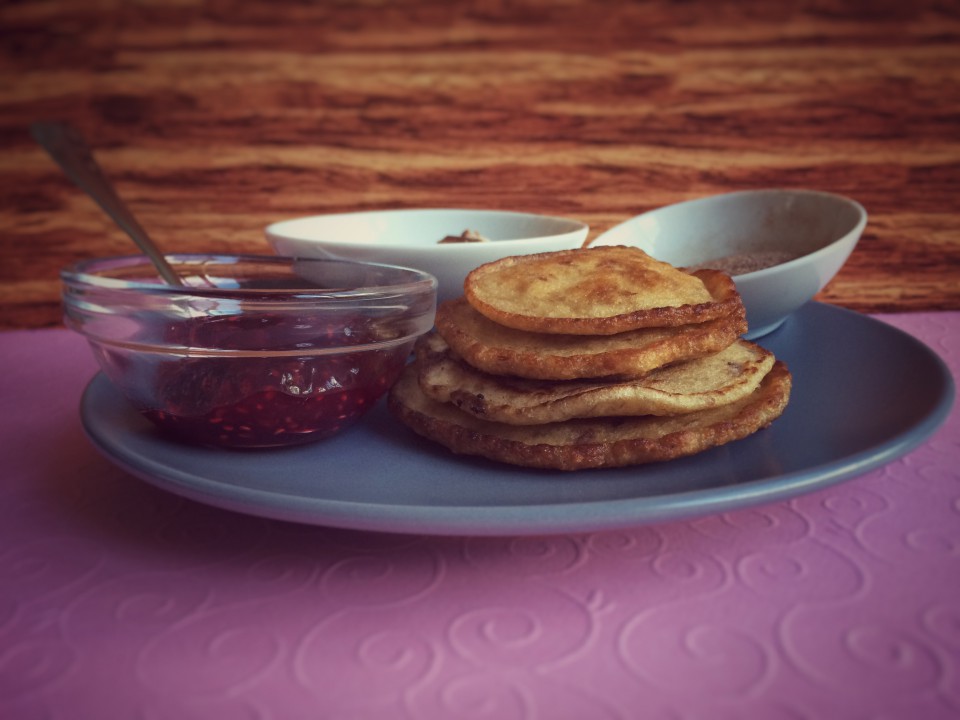 Amerikanische Pancakes mit Dinkel und Mandelmilch