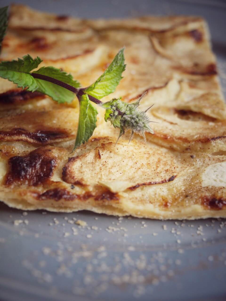 flammkuchen mit dinkelmehl