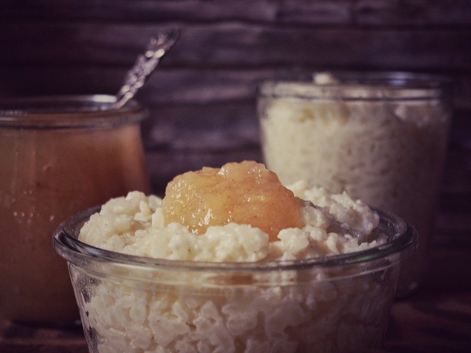 Milchreis mit Zimt und Zucker oder fruchtig mit Apfelmus
