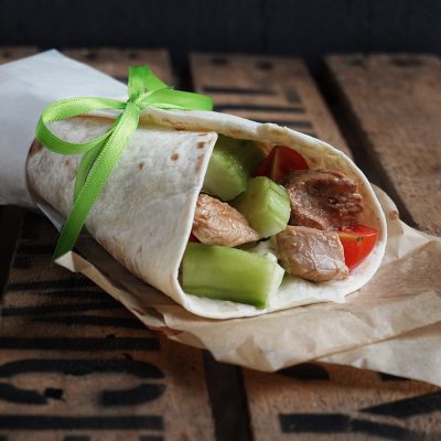 Chicken Teriyaki Wraps mit Honig Senf Dressing
