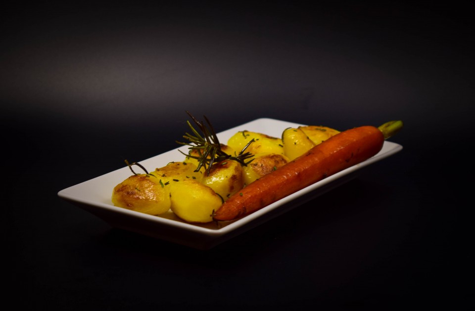 Schnelles Rezept für Balsamico Möhren im Zwiebelbad