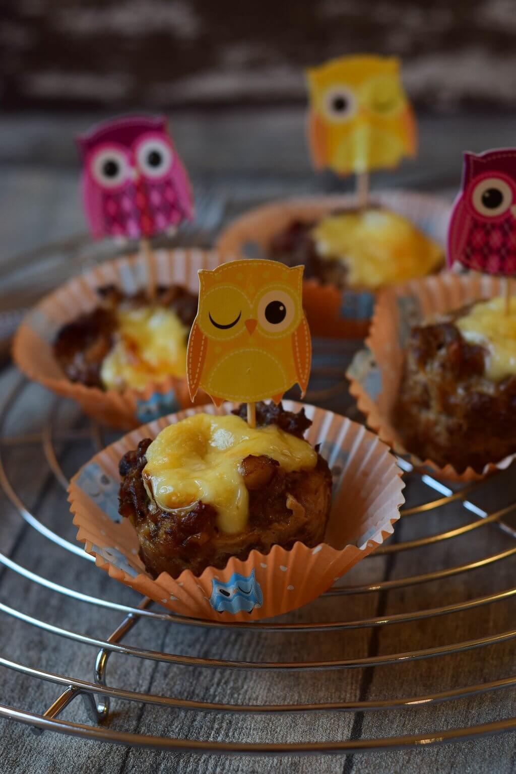 Laugen Hackfleisch Muffins mit Käse