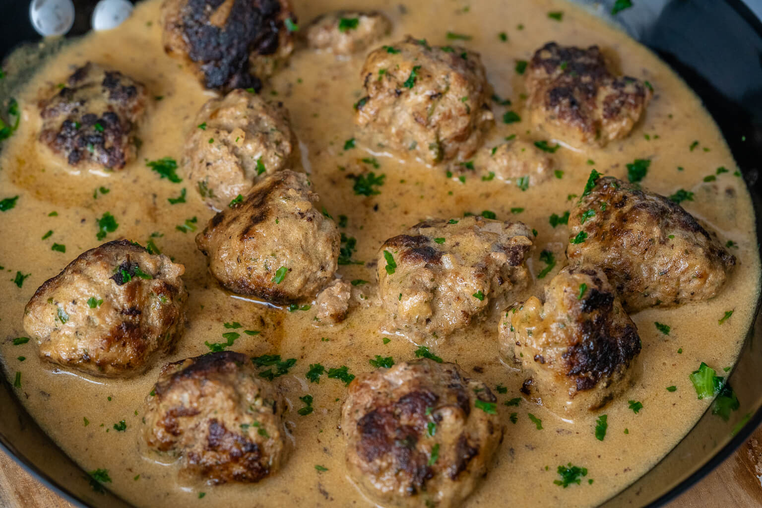 So einfach kochst du schwedische Köttbullar selber - einfach &amp; lecker