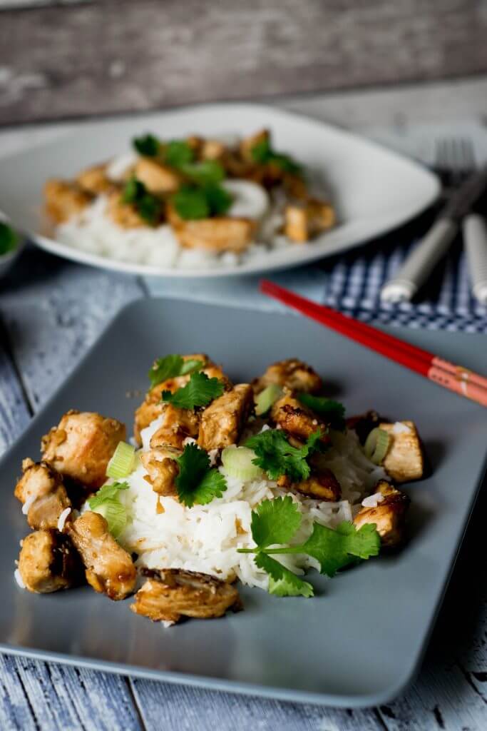 Schnell und einfach: Sesam Hähnchen mit Reis