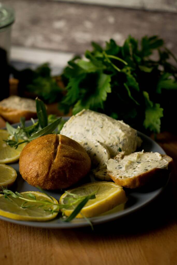 Tolles Rezept für Zitronen-Estragon Butter