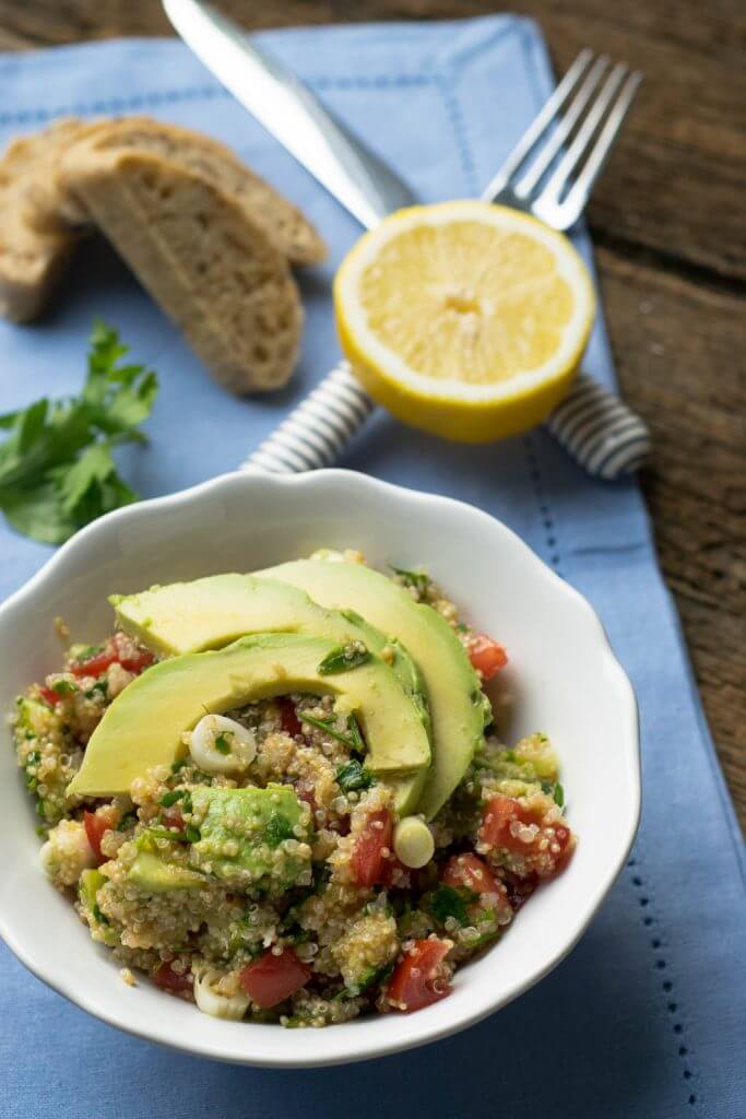 Einfach, gesund &amp; lecker: Quinoa Avocado Salat