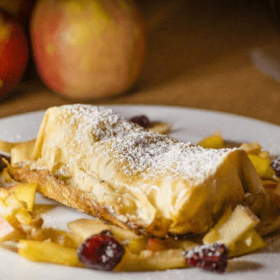 Apfel Marzipan Strudel