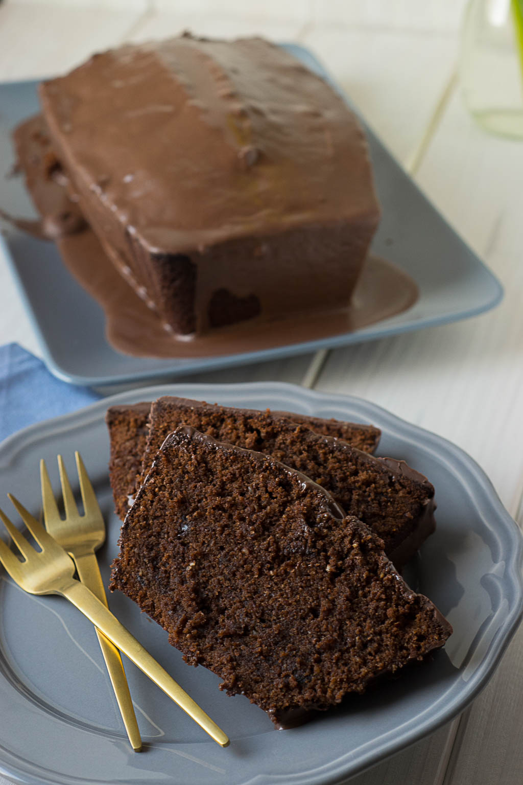 Für echte Schoko-Fans - Saftiger Schokoladenkuchen mit Schokoglasur