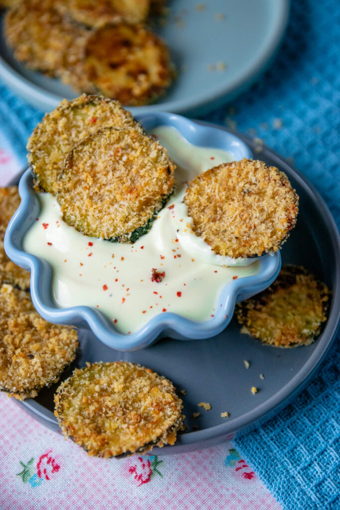 Zucchini Chips im Airfryer backen