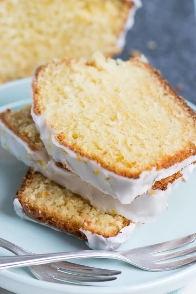 Saftig und lecker - Zitronenkuchen mit Joghurt