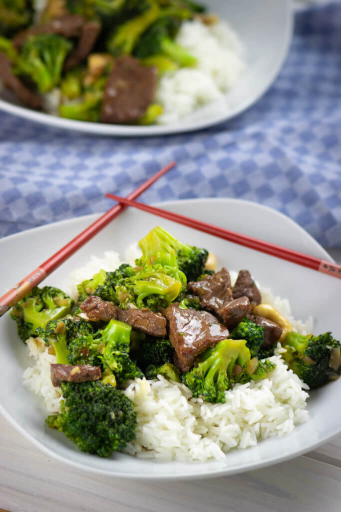 Mega lecker - Brokkoli Rindfleisch Pfanne mit Cashews