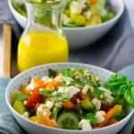 Avocado Feta Salat mit Rucola - schneller Salat für heiße Tage.
