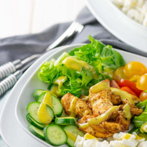 Herrlich einfach zubereitet und super lecker: Leckerer Grilled Chicken Salat