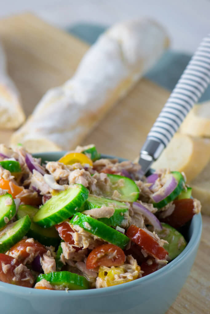 Schneller Thunfischsalat mit Honig Senf Dressing 
