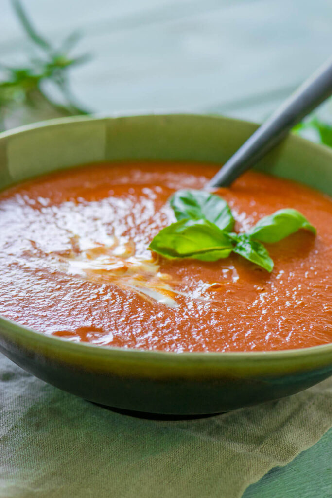 So machst du deine perfekte Tomatensuppe in nur 3 Schritten