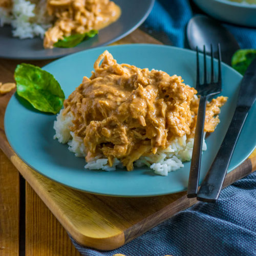 Pulled Chicken in Erdnusssauce