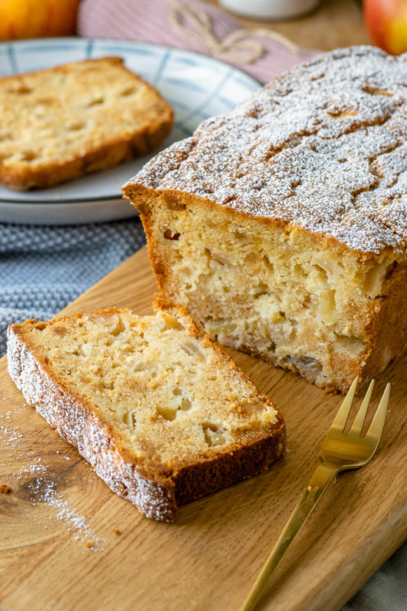 Marzipan Apfel Kuchen