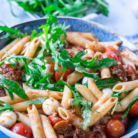 Penne Salat mit Rucola