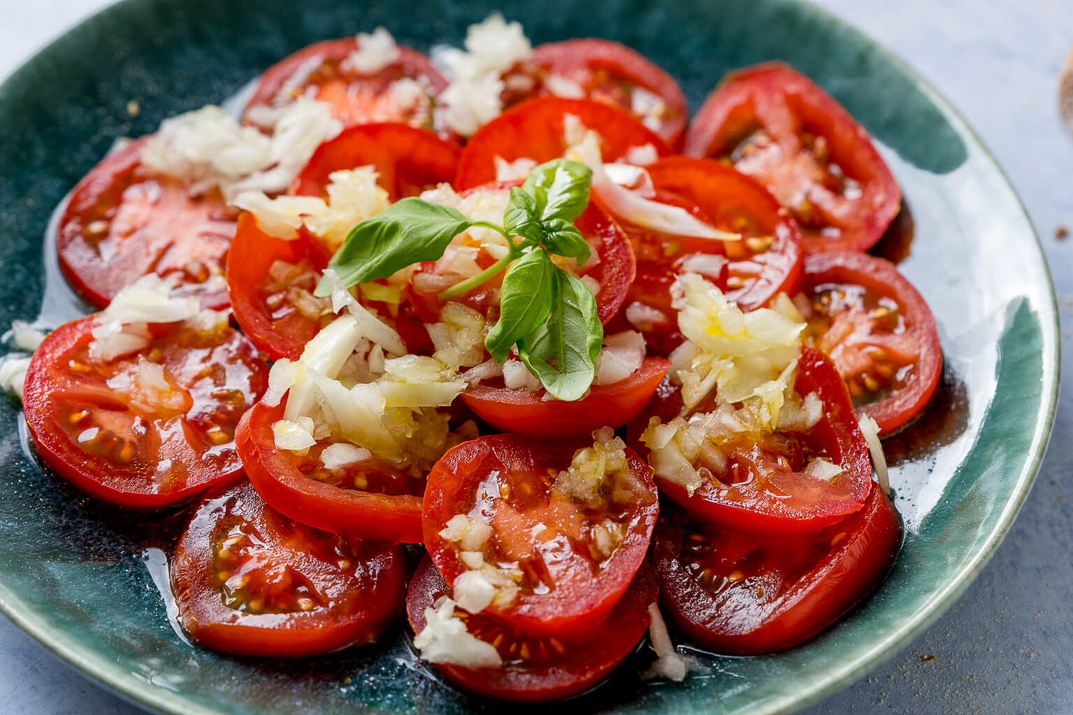 Einfacher tomatensalat