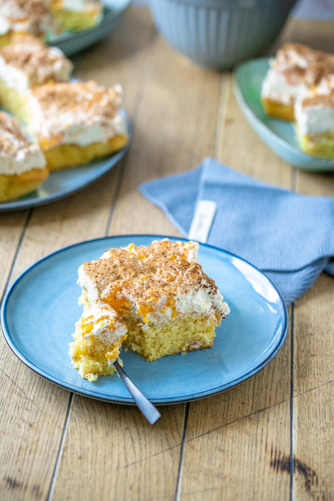 Einfacher Fantakuchen mit Mandarinen - ein Klassiker vom Blech ...