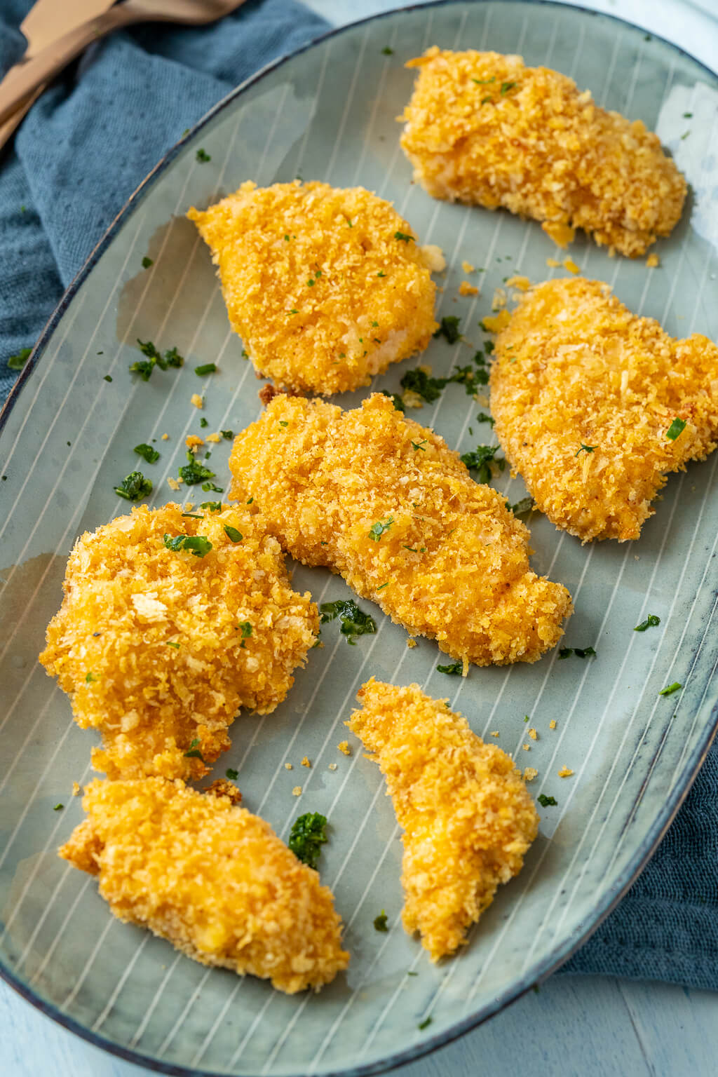 So einfach machst du knusprige Hähnchen Nuggets aus dem Backofen selber ...
