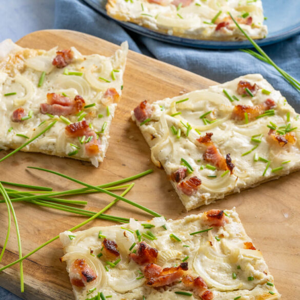 Schneller Elsässer Flammkuchen für deine Feierabendküche - Einfach Malene