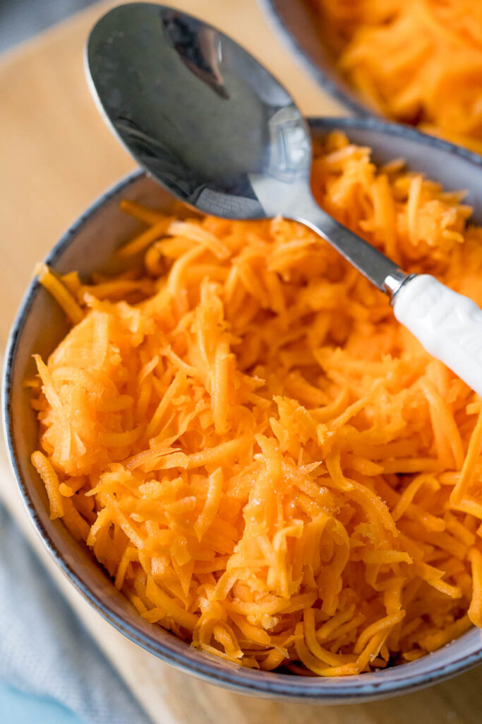 Saftiger Karottensalat mit nur 3 Zutaten - Einfach Malene