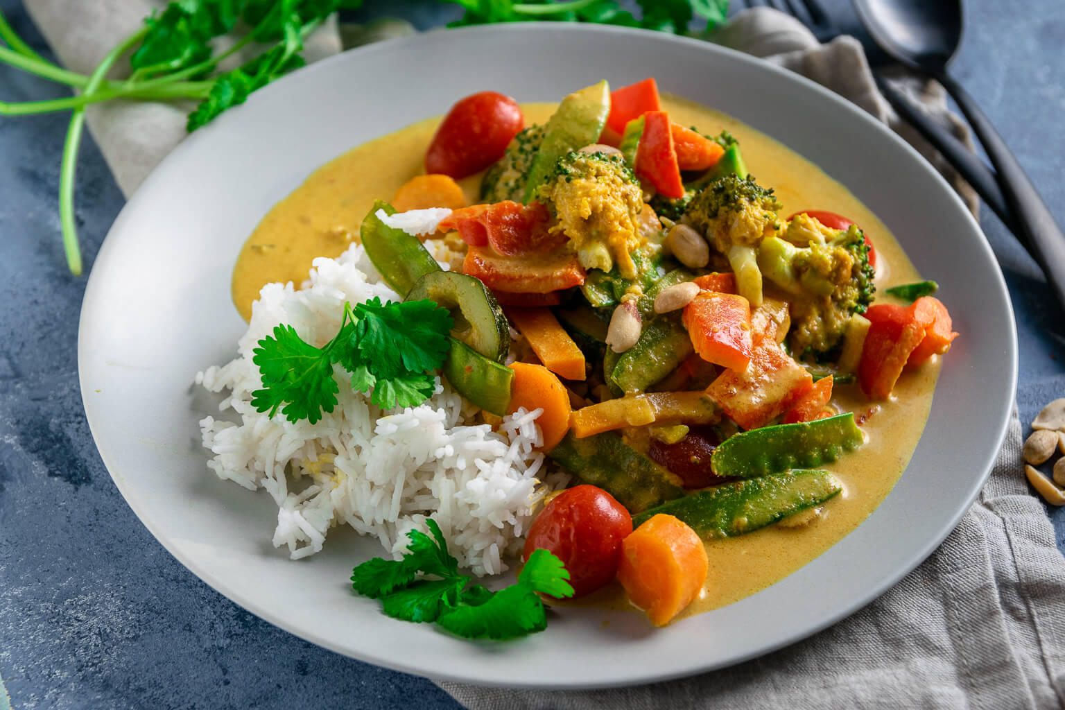 Mein liebstes Curry - vegetarisches Erdnussbutter-Curry