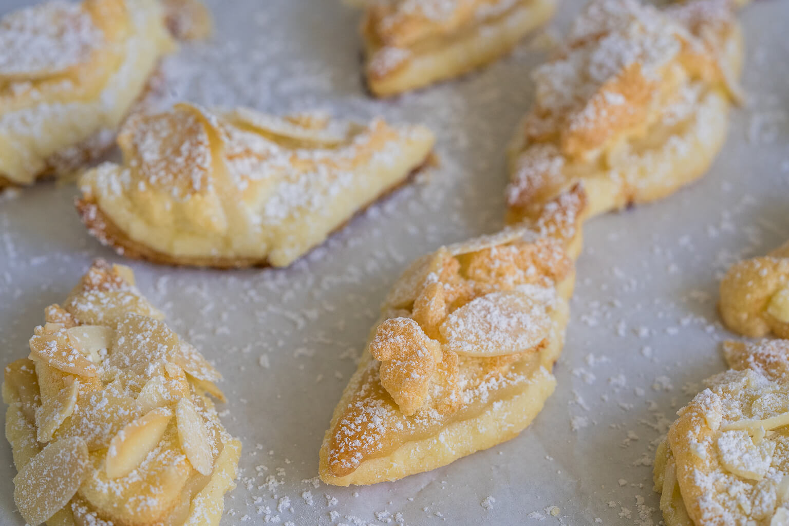 Knuspern Mandel-Plätzchen