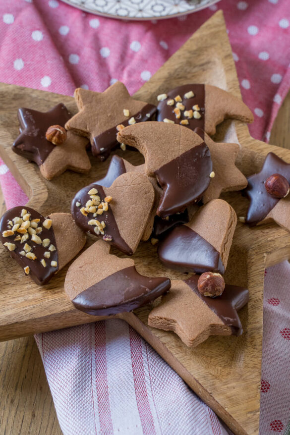 Köstliche Nougat Plätzchen zum Ausstechen und Verzieren - Einfach Malene