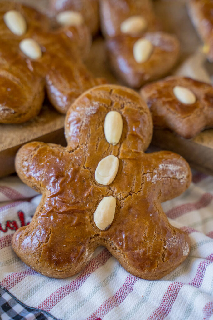 Tipps zum Verarbeiten des klebrigen Honigkuchen-Teiges - Weiche Lebkuchen backen