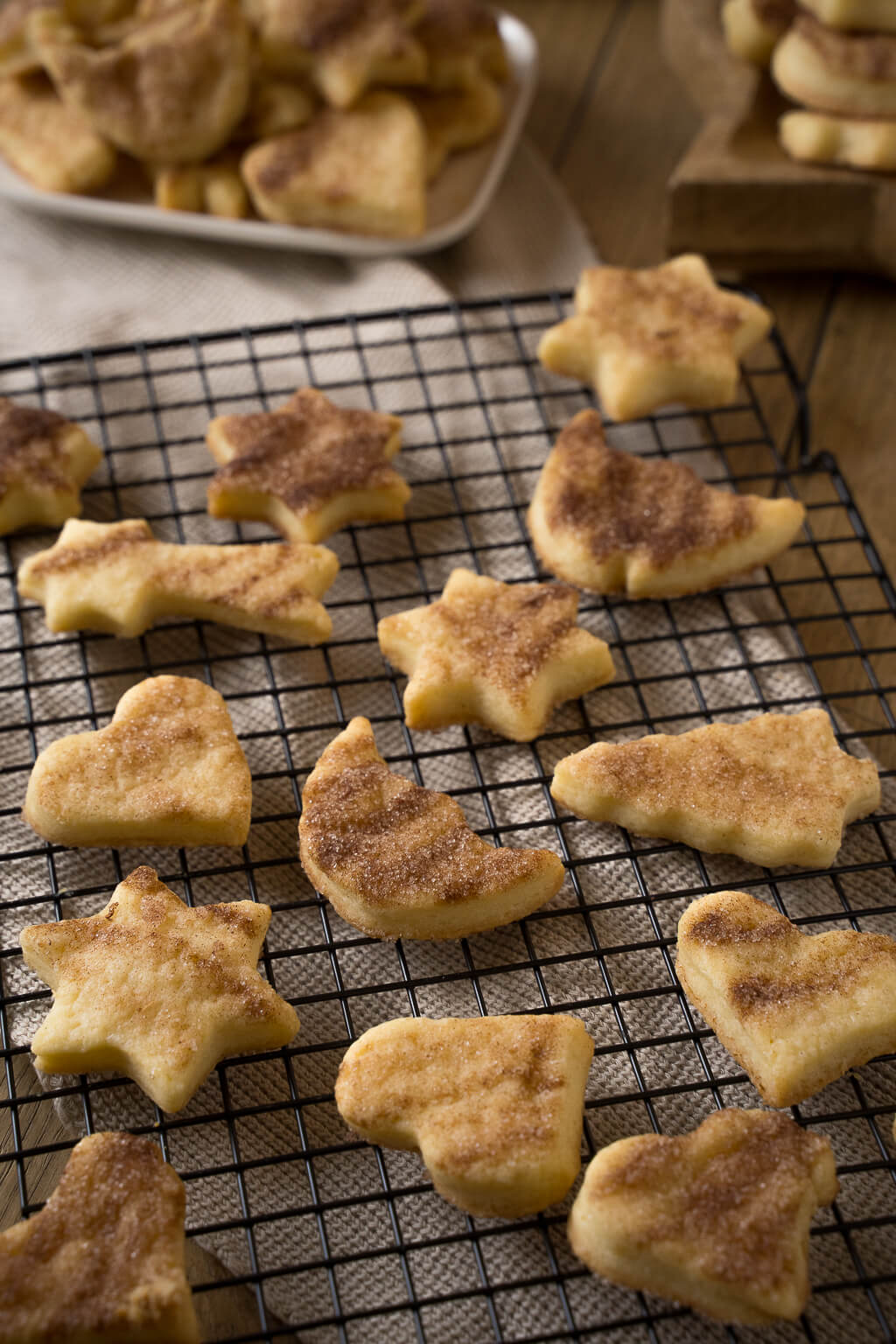 Mega leckere Rahmplätzchen mit Zucker &amp; Zimt - tolle Ausstechplätzchen