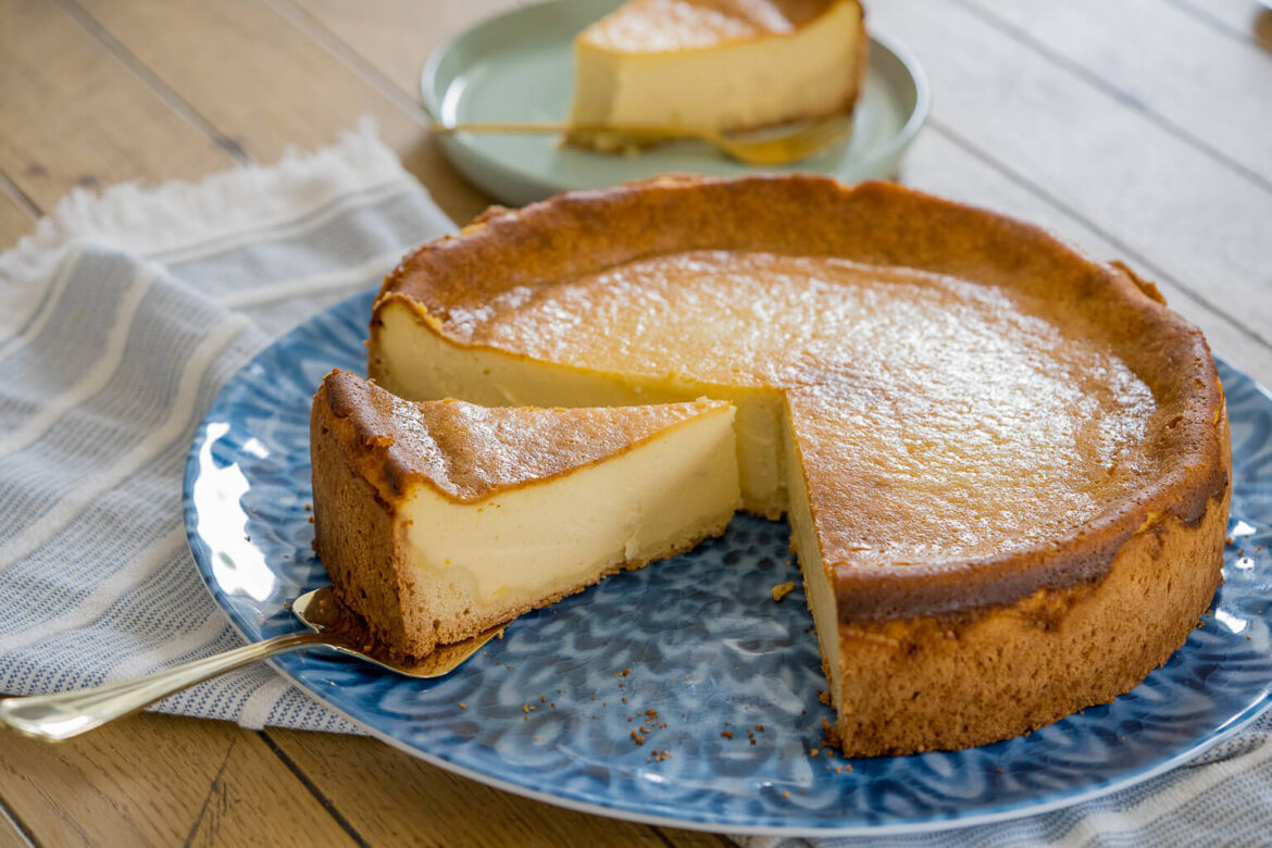 Omas klassischer Quark Käsekuchen - Einfach Malene