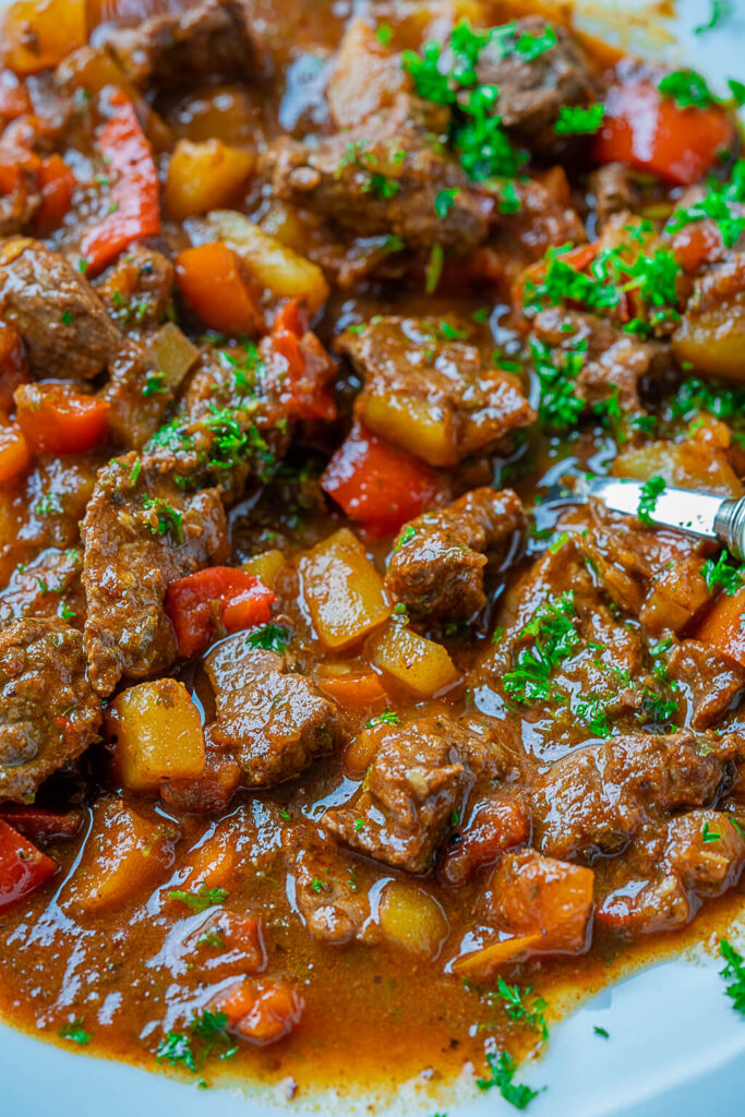 Meine liebste ungarische Gulaschsuppe