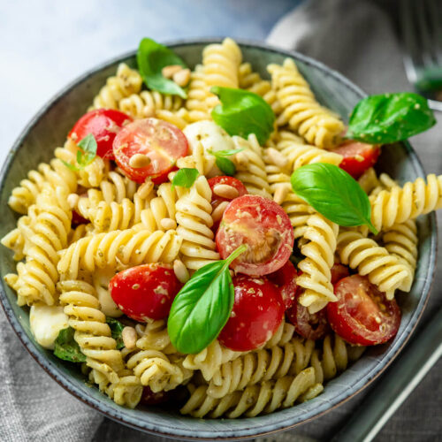 Nudelsalat Pesto mit 4 Zutaten