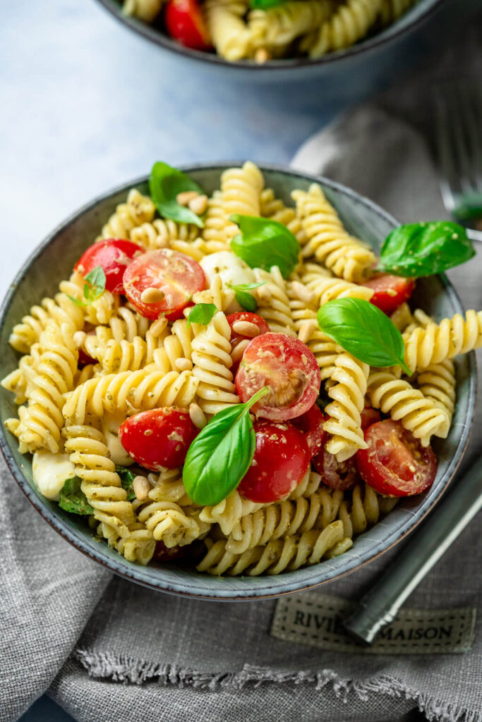 Nudelsalat Pesto mit 4 Zutaten