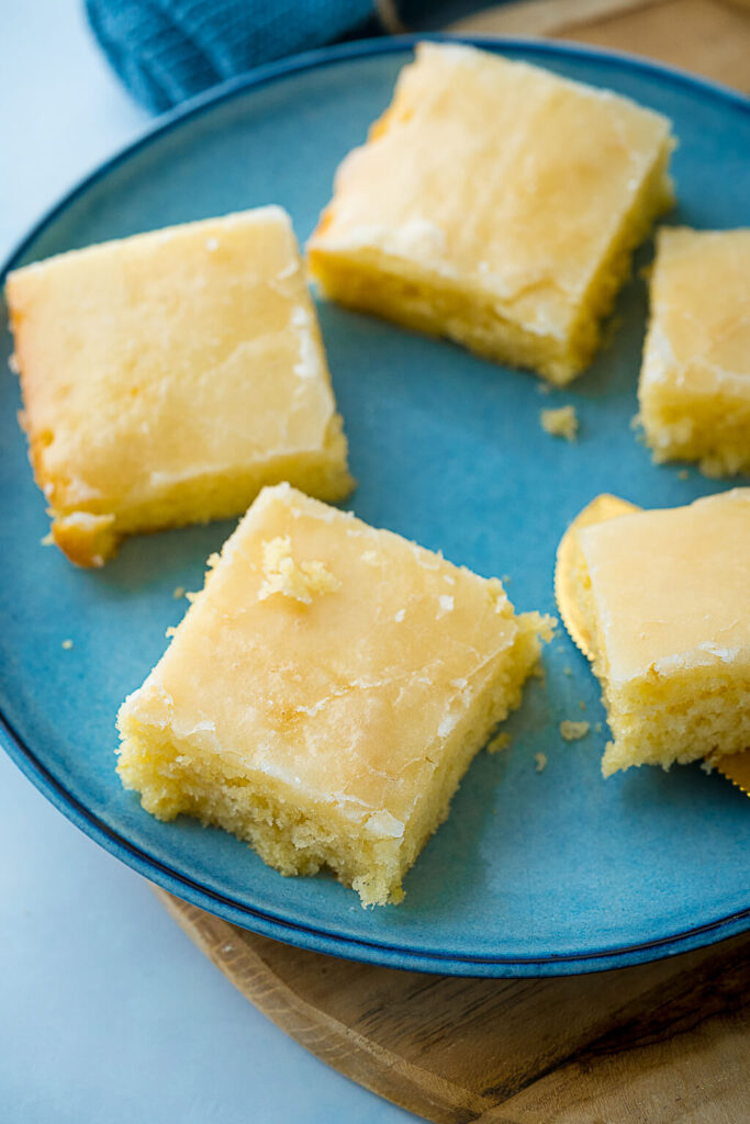 Super saftiger Zitronenkuchen vom Blech