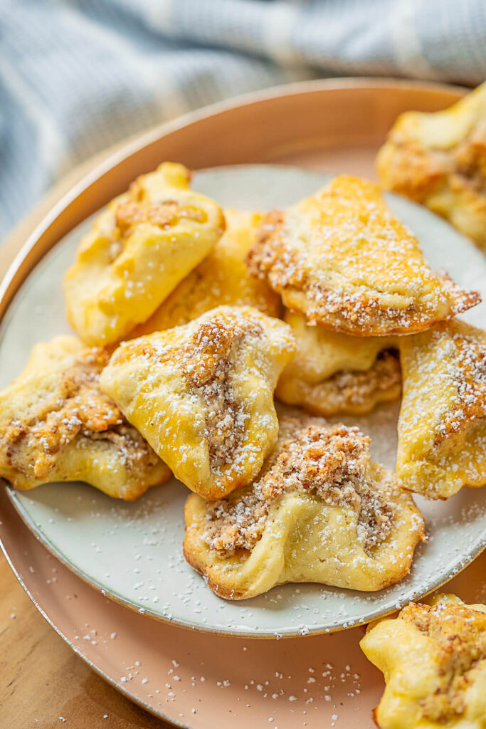 Mandelhütchen: Einfaches Plätzchenrezept für Backanfänger