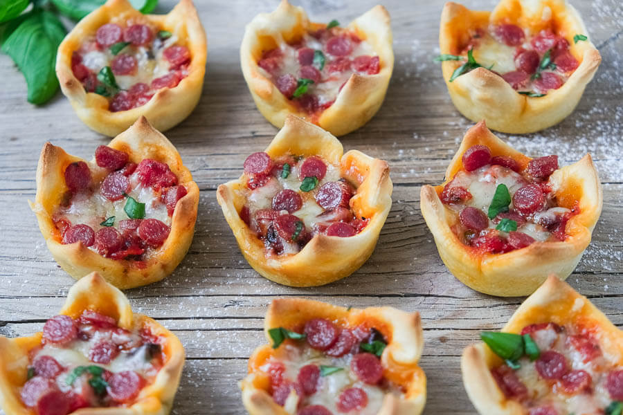 Einfache und schnelle Pizzamuffins als köstlicher Partykracher an Silvester