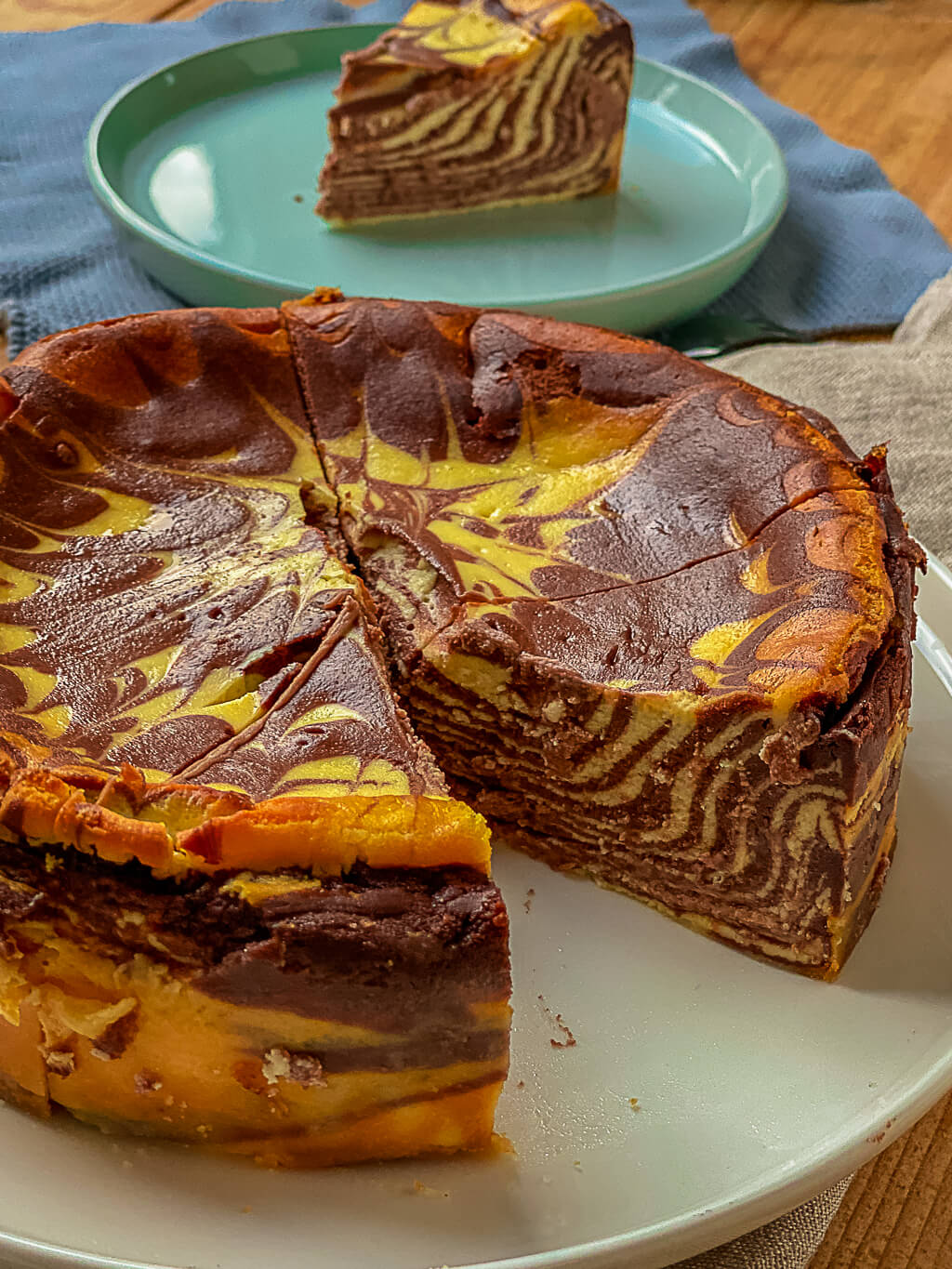 Cremiger Schoko-Vanille Zebra-Käsekuchen ohne Boden Cremiger Schoko-Vanille Zebra-Käsekuchen ohne Boden