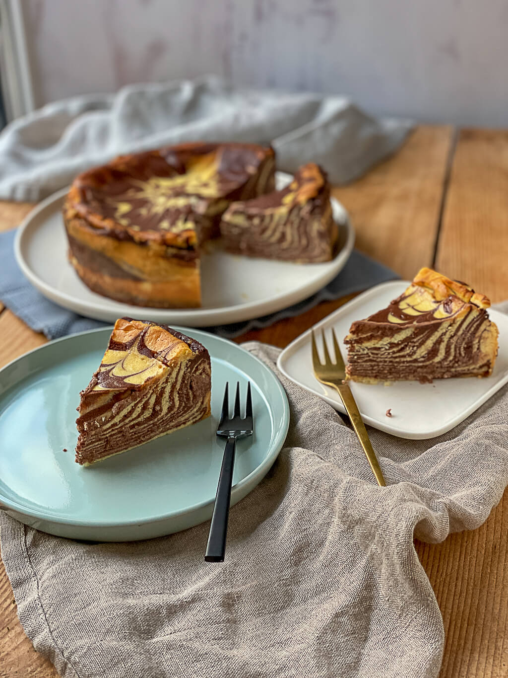 Cremiger Schoko-Vanille Zebra-Käsekuchen ohne Boden Cremiger Schoko-Vanille Zebra-Käsekuchen ohne Boden