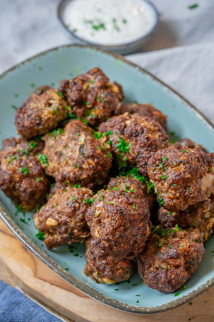 Türkischer Hackfleischbällchen - Köfte