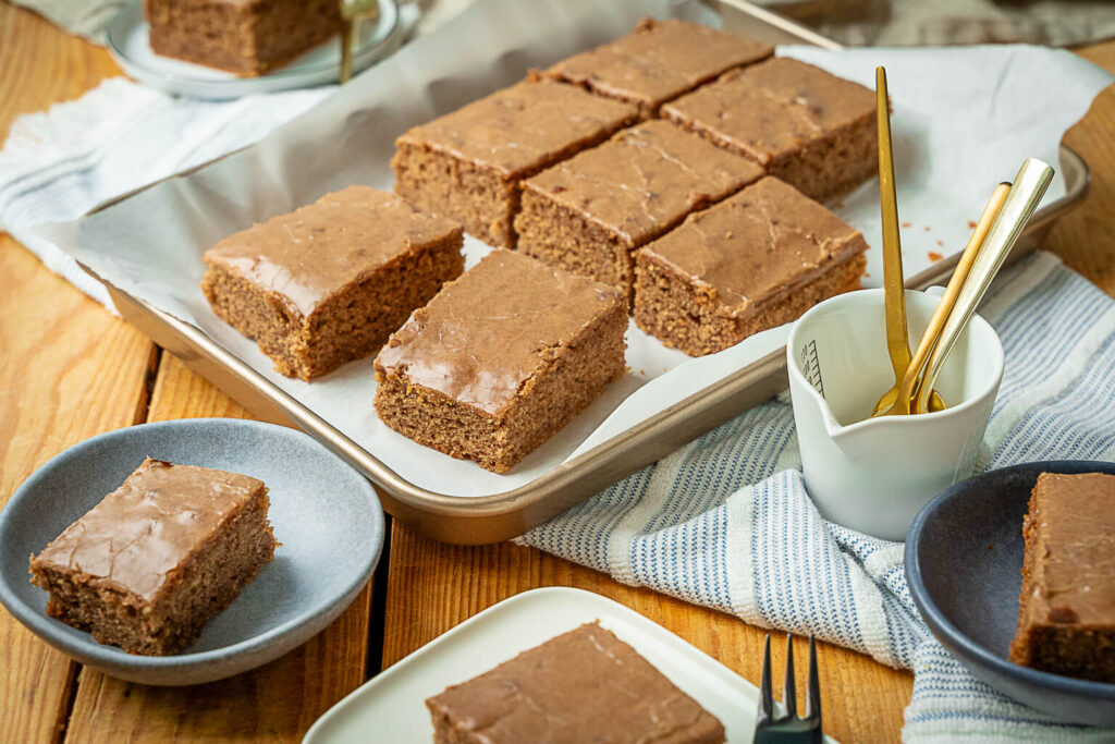 Zimtkuchen - einfacher Rührkuchen vom Blech