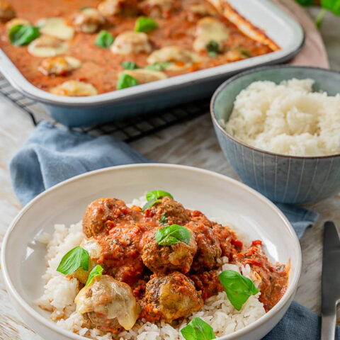 Saftige Hackbällchen in Tomatensauce