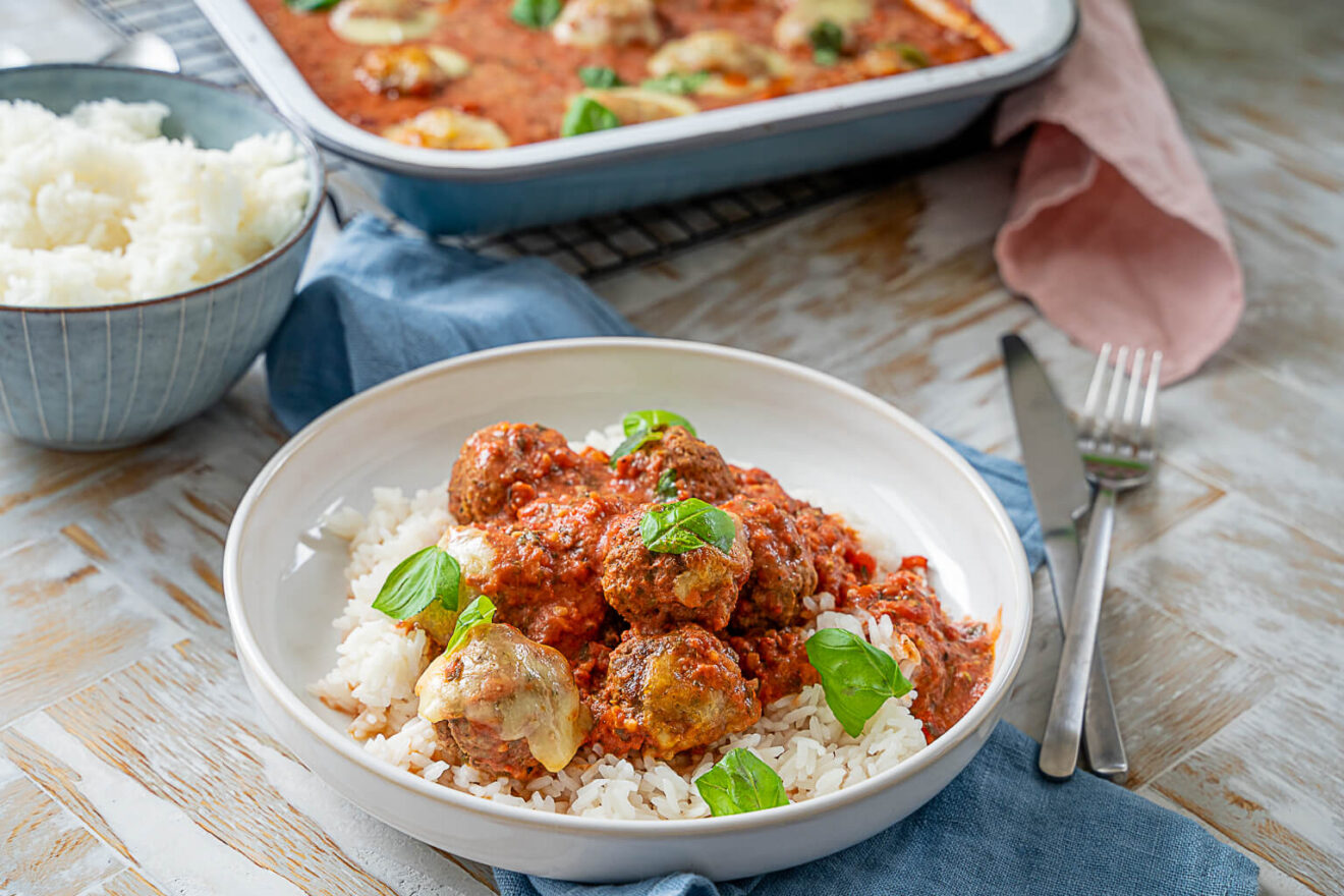 Saftige Hackfleischbällchen Toskana - unkompliziert aus dem Backofen ...