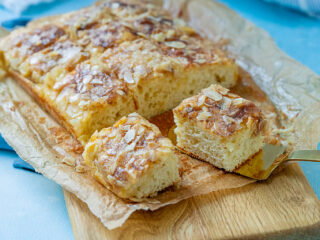 Mandelkuchen mit Buttermilch