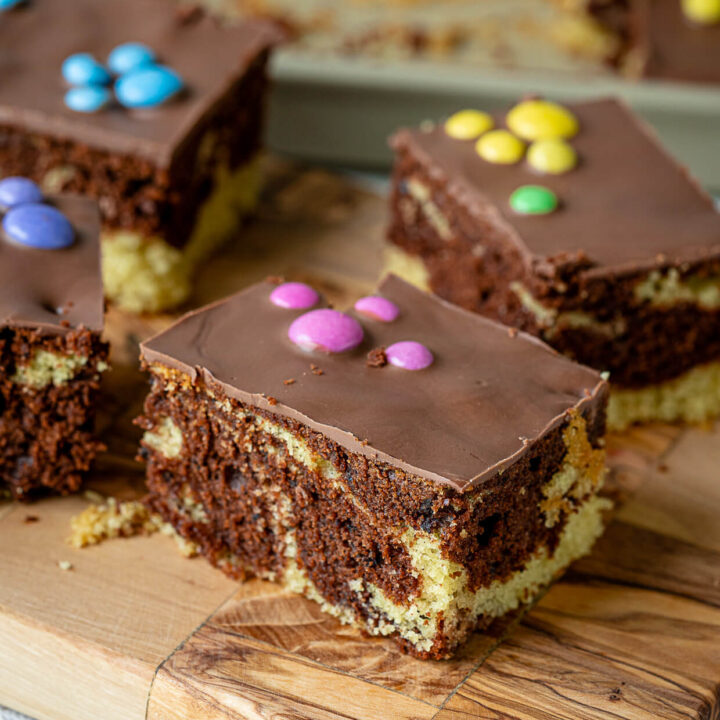 Leckerer Marmorkuchen vom Blech - der beste einfache Paw Patrol ...