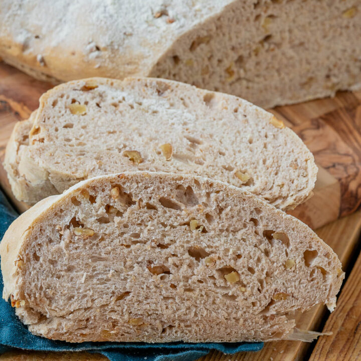 Walnuss Ciabatta aus dem Ofen - mit nur 5 Zutaten - Einfach Malene