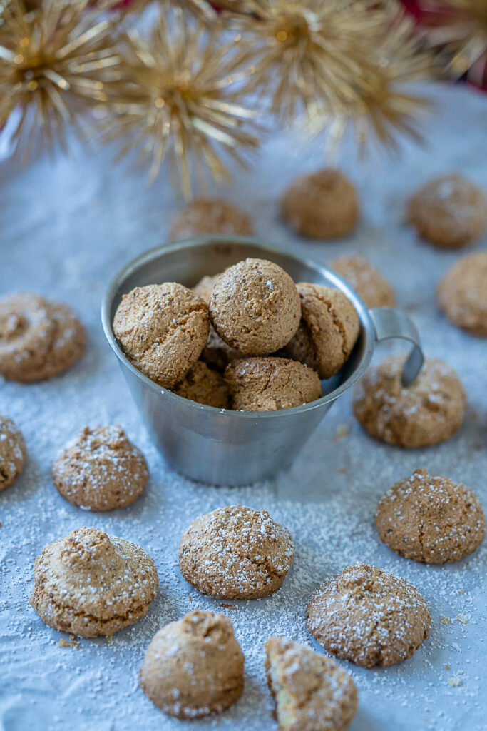 Leckeres Weihnachtsgebäck - Amarettini